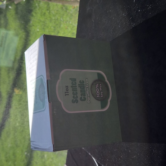 11 oz Soy Wax Christmas scented candles ☆ Paraffin free ☆ 100% Soy ☆ New in box - Picture 11 of 11